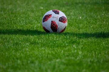 皇马实力将大增！世一腰罗德里欲加盟皇马，转会费需要5000万欧！（配图示意）